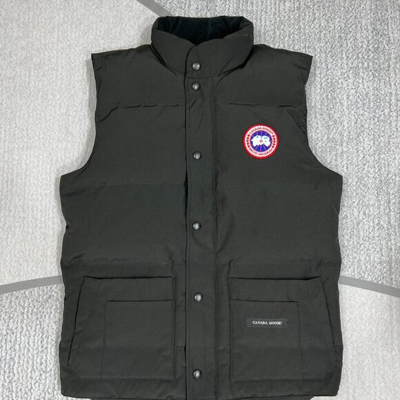Canada Goose Black Puffer Vest with Logo - Picture 2 of 7